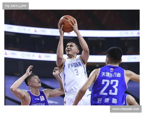 CBA自由球员认领结束卡米然领衔阿泽张益灵等人进入新赛季竞争